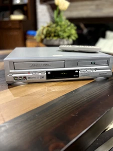 Reproductor combinado Sansui VRDVD4000A DVD VCR VHS modelo #VRDVD4000A - Imagen 1 de 20
