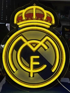 Real Madrid Leuchtreklame Licht für Wanddeko Fußball Team LED für Man Cave - Bild 1 von 3