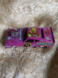 2002 Ertl Racing Champions Scooby-Doo 1/64 scale die-cast purple race car - Picture 1 of 5