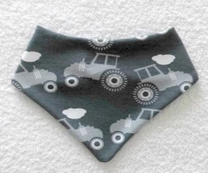 Pañuelo ♥ Pañuelo triangular ♥ Truck Parade ♥ Gris ♥ hecho a mano - Imagen 1 de 2