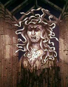 GRAN Disney Lenticular Medusa Cambiando Imagen Disneyland Mansión Embrujada Gorgona - Imagen 1 de 4