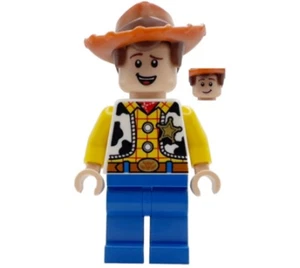 LEGO® Minifig dis185 - Woody - Normal Plain Legs - Picture 1 of 1