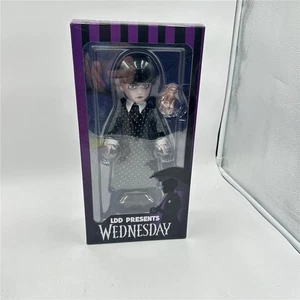 Wednesday Addams 10 in Living Dead Puppe - 2022 von Mezco - Bild 1 von 3