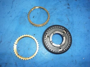 NV1500 Chevrolet S-10 5 speed transmission 3-4 shift hub & slider, synchro ring - Foto 1 di 6