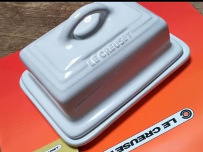 Le Creuset Ultra white Butter Dish Stoneware 6.69 L x 5.12 W x 3.54 H Inches - Image 1 of 4