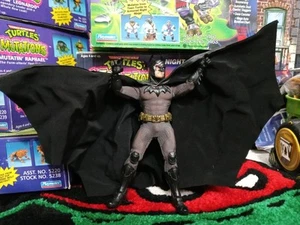 Mezco  Battle Damaged Batman 6” Scale Action Figure Includes Alt Heads Hands - Picture 1 of 8