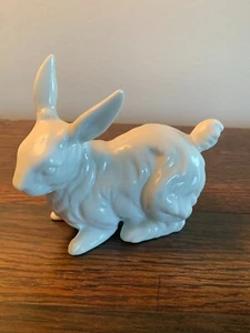 Vintage Ceramic White Bunny Made in Japan - Picture 1 of 7