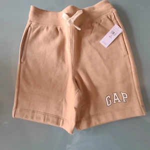 Gap Kids Boy’s Pull On Shorts Carmel Khaki Color GAP Logo Size S ( 6-7) NWT - Picture 1 of 6