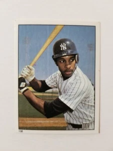 WILLIE RANDOLPH 1981 TOPPS BASEBALL STICKER #108 NEW YORK YANKEES - Picture 1 of 2
