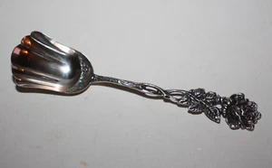 Cucchiaio zucchero/crema argento vintage Albo 835 Hildesheim Rose - 4,25" 12 grammi - Foto 1 di 10