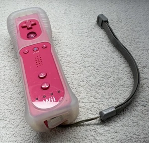 Pink Nintendo Wii /Wii U Remote Motion Plus Game Controller OEM Sleeve BN7 - Picture 1 of 3