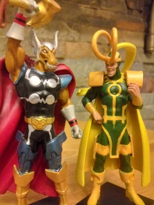 "2"  "BETA RAY BILL" &  "LOKI"   EAGLEMOSS LEAD FIGURES MARVEL UNIVERSE 2010 - Image 1 of 4
