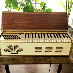 VTG 60s Mid Century Italian Pathé Electric Chord Reed Organ FOR PARTS Wood Case - Picture 1 of 14
