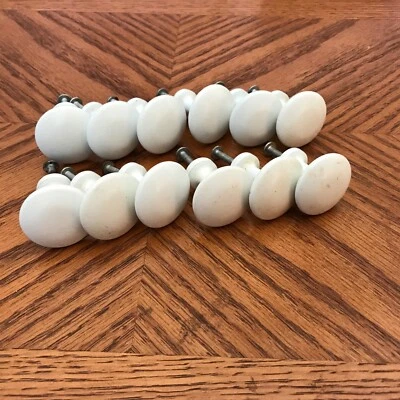 De colección 12 perillas tiradores de cajón redondas originales vintage con tornillos Foto 1 de 4