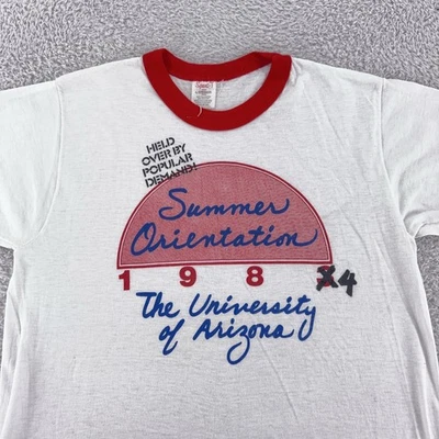 Camiseta Timbre Vintage 1984 Universidad de Arizona Pequeña Verano Orientación Años 80 Foto 1 de 4