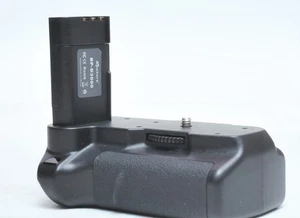EN-EL9a Battery Grip for D40 D60 D3000 D5000 - Photo 1 sur 2
