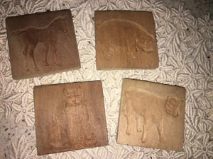 4 pequeños bloques de madera de arte popular vintage animales ~ cerdo ~ potro ~ gato ~ ternero ~ proyectos de arte - Imagen 1 de 14