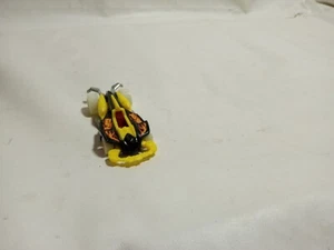 Coche fundido a presión Hot Wheels Wattzup negro con amarillo - usado - Imagen 1 de 7