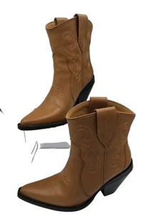 New Dingo Camel Leather Women’s Westerncore Cowboy Boots 7B Coastal Cowgirlcore - Picture 1 of 11