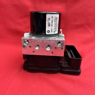 BMW E90 E92 E93 M3 3 SERIES ABS PUMP HYDRAULIC BRAKE CONTROL MODULE 7841954 - Image 1 of 4