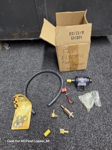 Mr Gasket 12S Electric Fuel Pump 4 - 7 PSI - 35 GPH - Gasoline - For Carburetor - Picture 1 of 3
