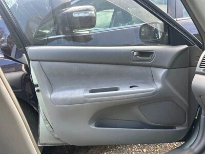 2005 Toyota Camry XV30 Left Front Door Trim 02-06 LE SE XLE #B657 - image 1 of 4