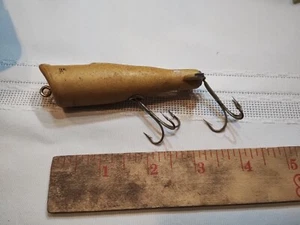 VINTAGE DETROIT BAIT CO. BASS CALLER ANGELKÖDER, 3,5 Zoll, 1937 - Bild 1 von 6