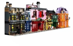 Winkelgasse Bauset / 5544 Teile & 14 Minifiguren - Bild 1 von 7