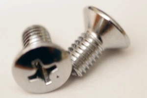 Kawasaki H1/A/B/C Oval countersink Screws 2pcs 222E0510A for headlight - Bild 1 von 1
