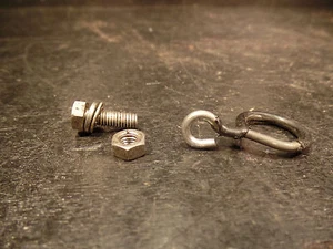 1980 KAWASAKI KL250A KL 250 A FRONT BRAKE FORK LEG CABLE GUIDE - Picture 1 of 1