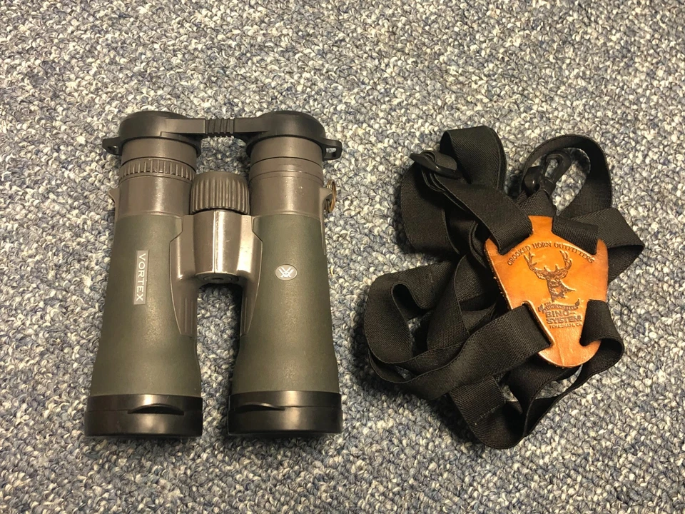 Vortex Razor HD 12x50 Binoculars with Harness and Caps - Excellent Condition - Image 1 of 4