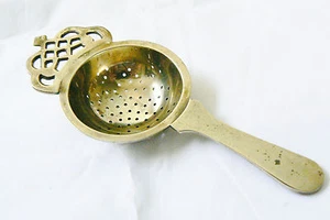 Vintage Tea Straine Silver Plate Hallmarked EPNS  - Picture 1 of 5