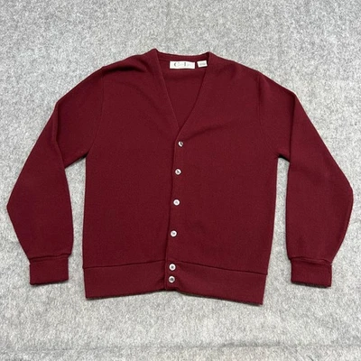 Suéter Cypress Links Para Hombres Mediano Borgoña Cárdigan Cuello en V Golf Hecho en EE. UU. Foto 1 de 4