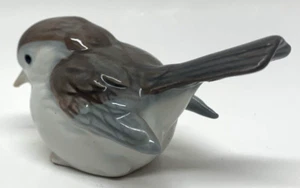 Estatuilla de pájaro de porcelana Otagiri de 3,5" rara de colección hecha en Japón gris marrón blanco - Imagen 1 de 11