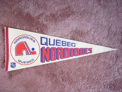 1980'S TRENCH MFG. QUEBEC NORDIQUES NHL HOCKEY PENNANT FLAG SHARP - Image 1 of 4