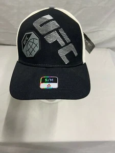 Offizielle UFC Snapback Reebok Erwachsene schwarz und weiß Baseballkappe Mütze - Bild 1 von 5