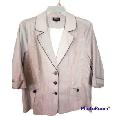 Blazer de verano estilo Metro a rayas blanco y negro Foto 1 de 4