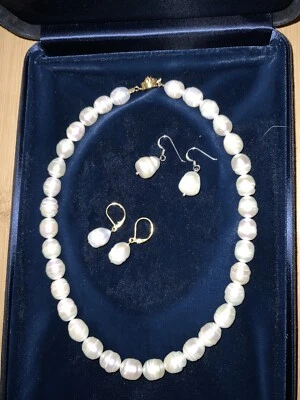 Juegos de collar y 2 pendientes de perlas naturales genuinas y plata Foto 1 de 4