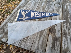 VINTAGE WESTFIELD STATE UNIVERSITY COLLEGE PENNANT WESTFIELD MA FOOTBALL - Picture 1 of 5