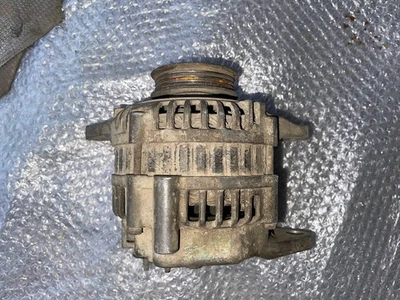 ALTERNADOR ORIGINAL MOTORES DATSUN/NISSAN BLUEBIRD 910 (1979-82) LD, CA, Z Foto 1 de 4