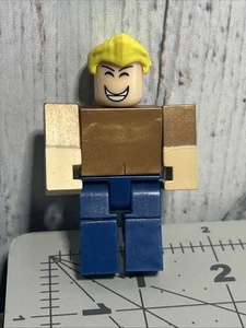 Roblox Celebrity Series 2 Heroes of Robloxia: Paparazzi Figure NO Code - Picture 1 of 2