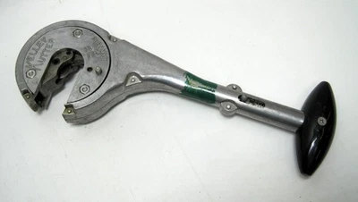 Kelly Kutter Model 250-1 Ratcheting Pipe Cutter  Vintage Cutting Tool - Image 1 of 4