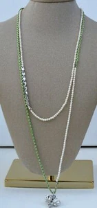 Neu mit Etikett Ann Taylor Halskette mit Anhänger 2 Strang etagig grün/weiß 16 Zoll Tropfen - Bild 1 von 2