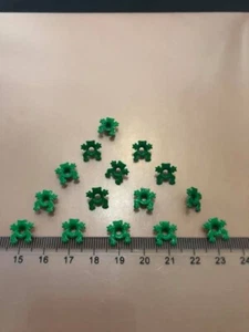 SCRAPBOOKING EYELETS - 20 x GREEN FROGS EYELETS - BRAND NEW - Picture 1 of 1