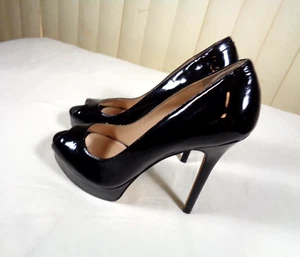 Vince Camuto ~ Women's Lorim 7.5M Black Patent Leather Peep Toe High Heel Sexy - Picture 1 of 18