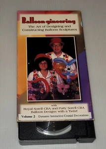 Balloon-gineering "The Art of Designing & Constructing Balloon Sculptures" VOL2 - Picture 1 of 3
