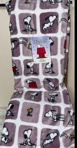 Peanuts Snoopy Woodstock Valentines 60 x 70 LILA Überwurf Decke Herzen Liebe Neu mit Etikett - Bild 1 von 2