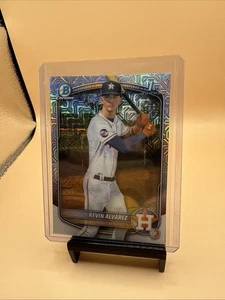 Bowman 2025 cromo #BCP-227 Kevin Álvarez 1er MEGA REFRACTOR Astros 👀🔥 - Imagen 1 de 1