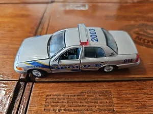 Gearbox 2004 Police Interceptors Diecast 1/43 Louisville Metro Police Car KY - Picture 1 of 7