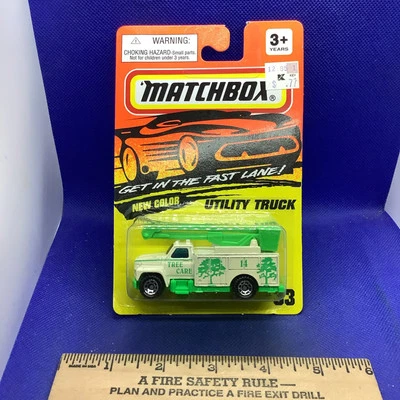 Camión utilitario Matchbox # 33 1994 crema  Foto 1 de 3